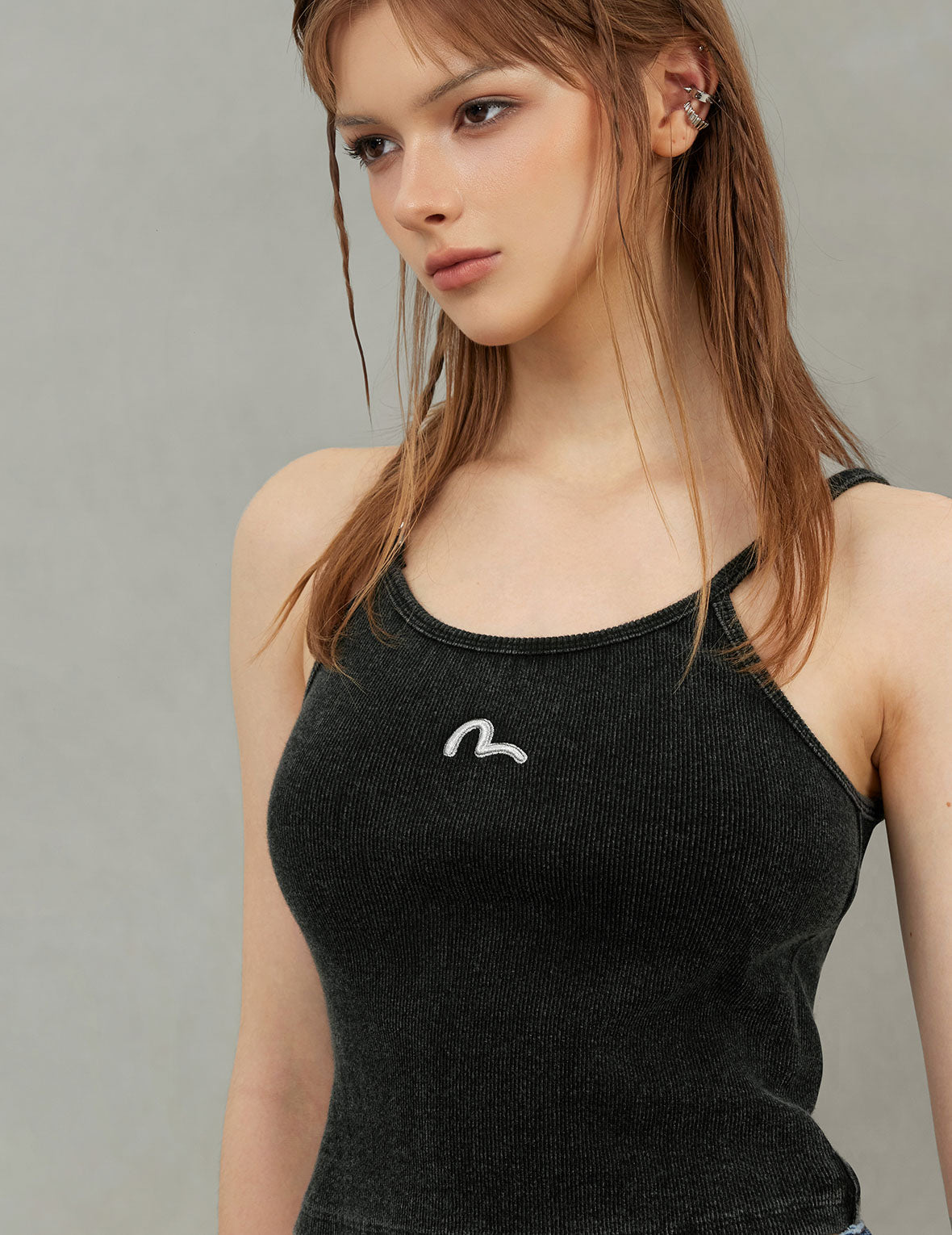 Seagull Embroidery Fashion Fit Knitted Vest Jacket