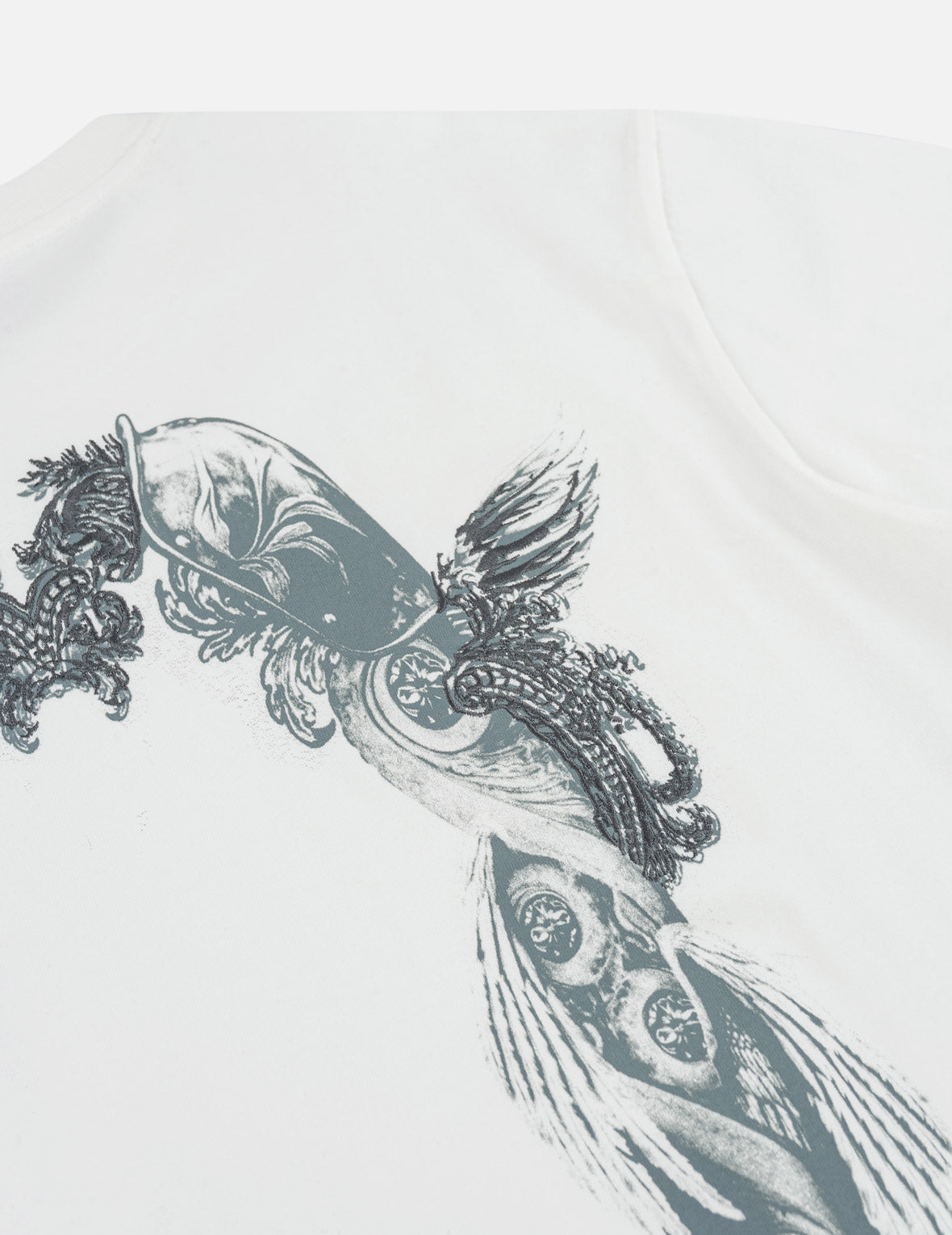 Feather Wing Daicock Print and Embroidered T-Shirt