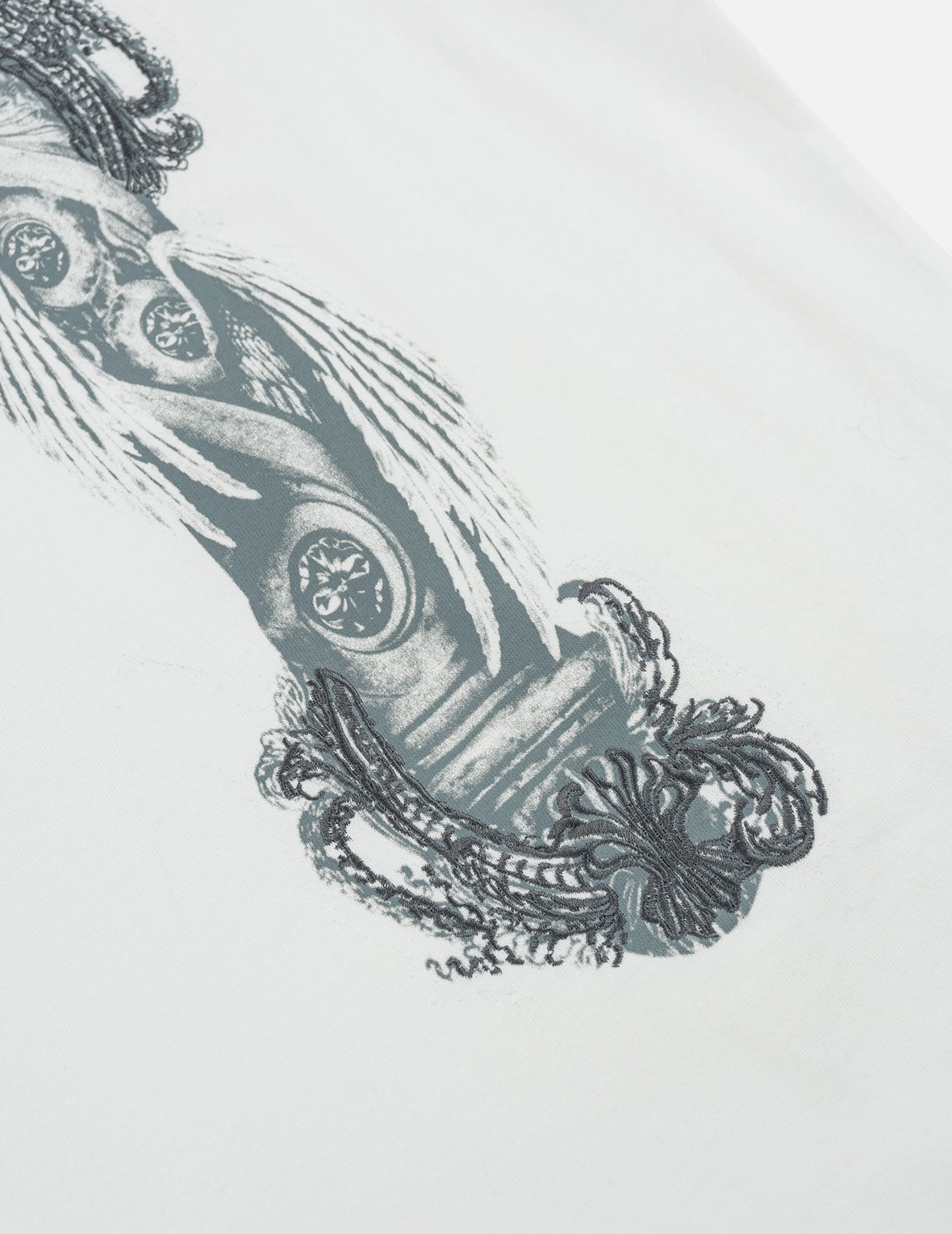 Feather Wing Daicock Print and Embroidered T-Shirt