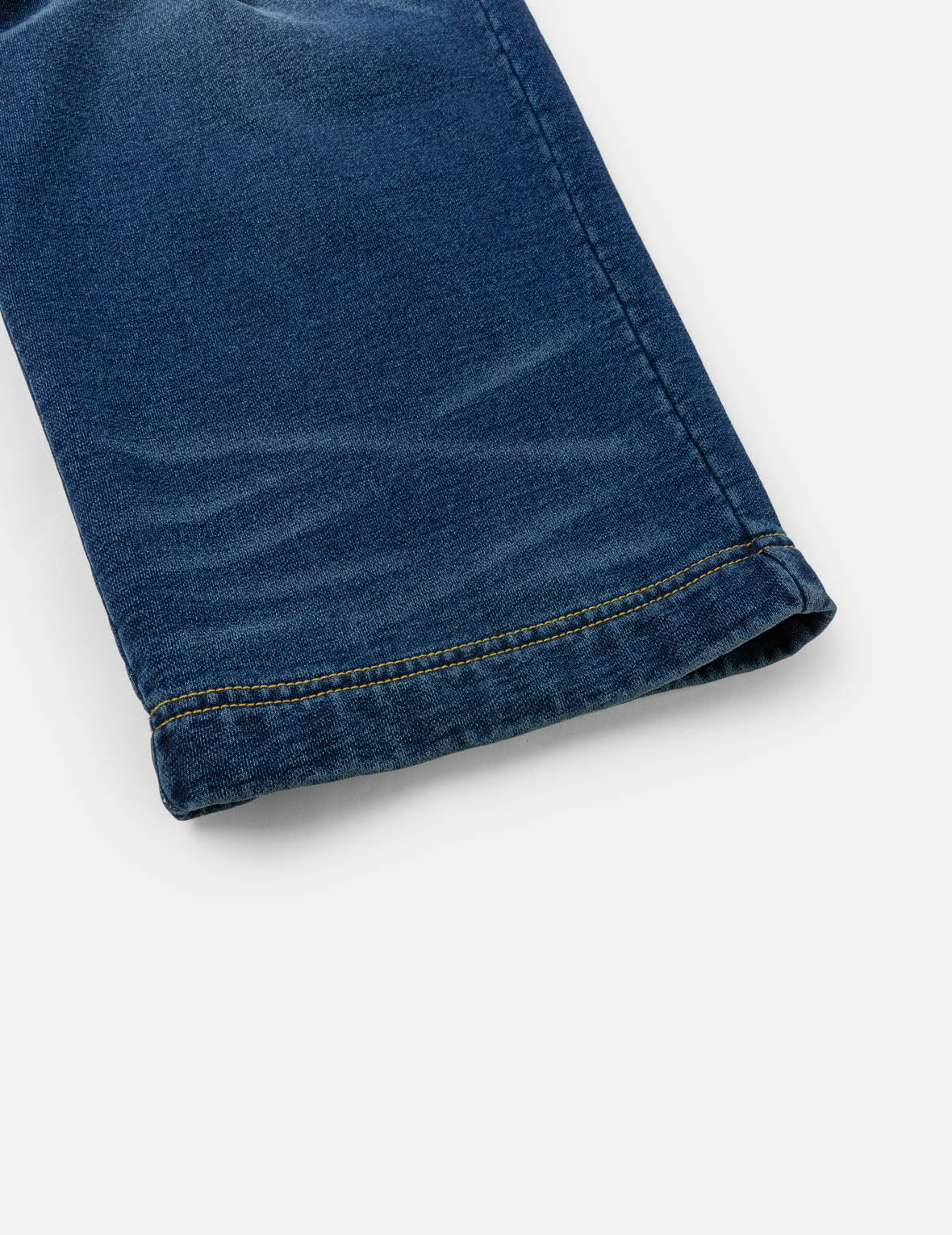 洗水四袋牛仔裤