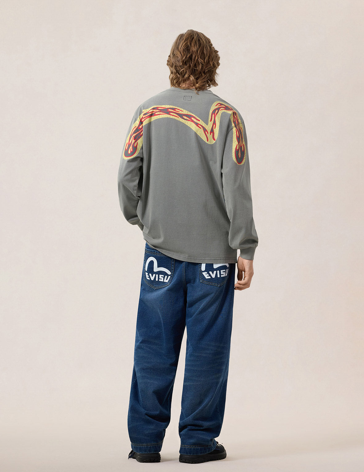 Reversed Seagull Slogan Long-sleeve T-shirt – EVISU