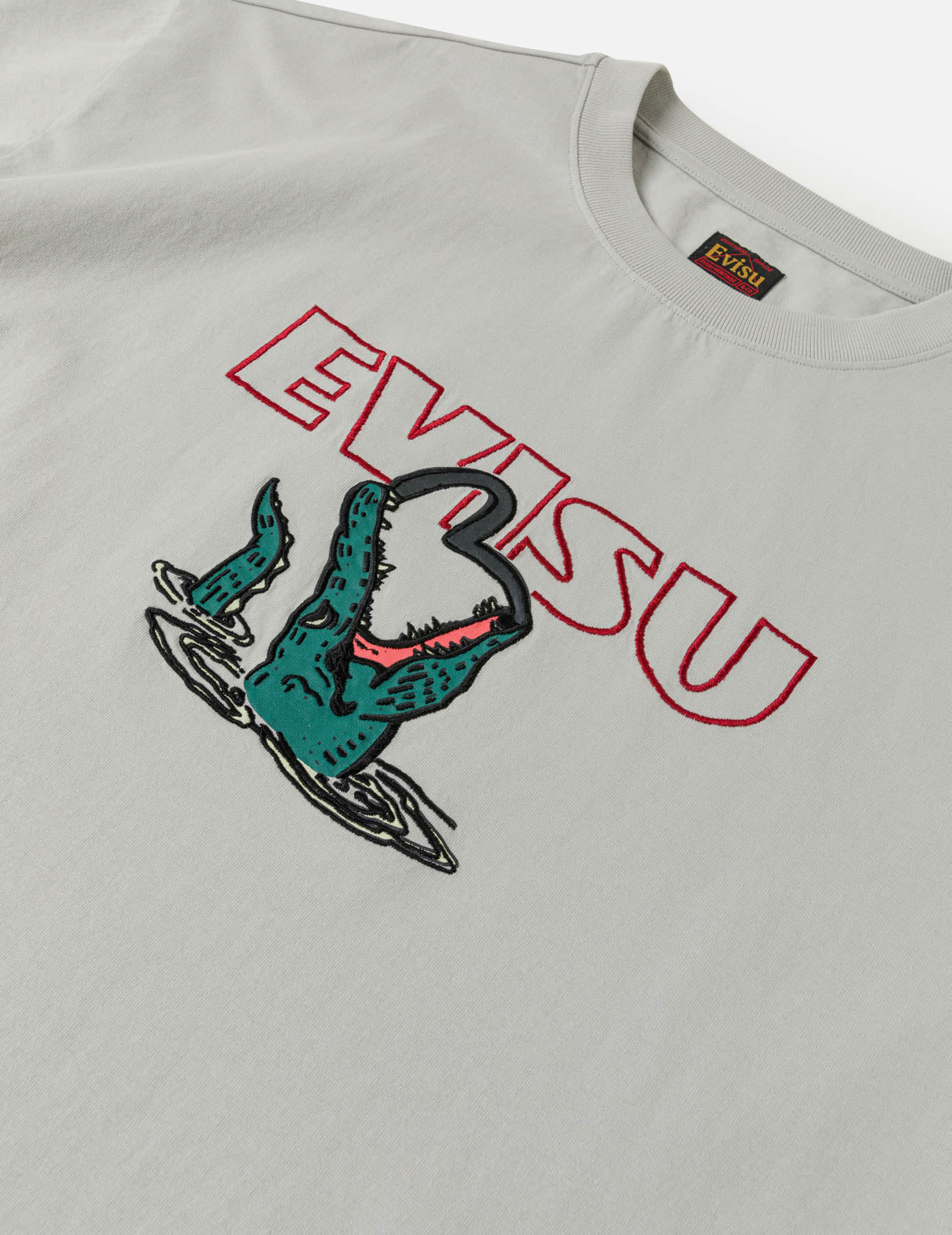 Alligator vs Seagull Outlined Embroidery T-shirt – EVISU