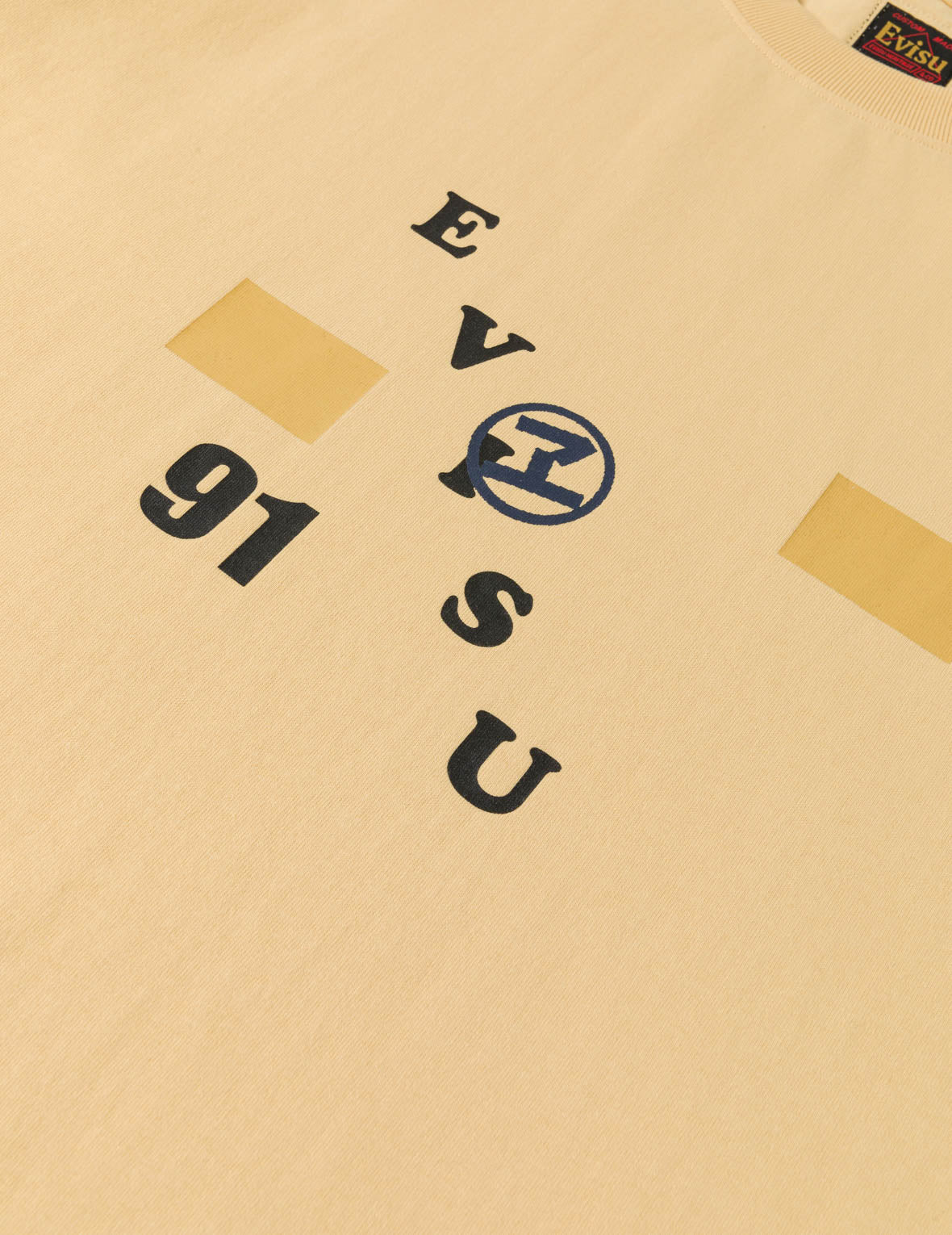 Decentralized Logo and Embossed Seagull T-shirt