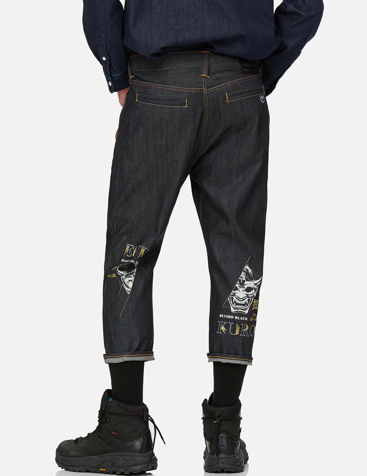 Slashed Hannya Skull Print Cropped Fit Jeans #2027