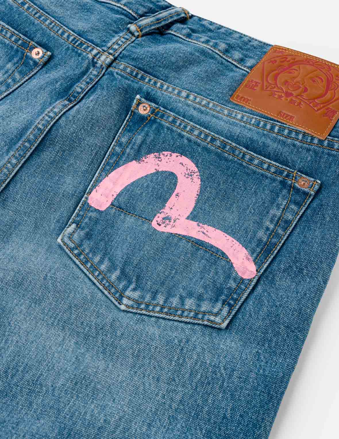 Light-washed Seagull Print Relax Fit Jeans #2030 – EVISU