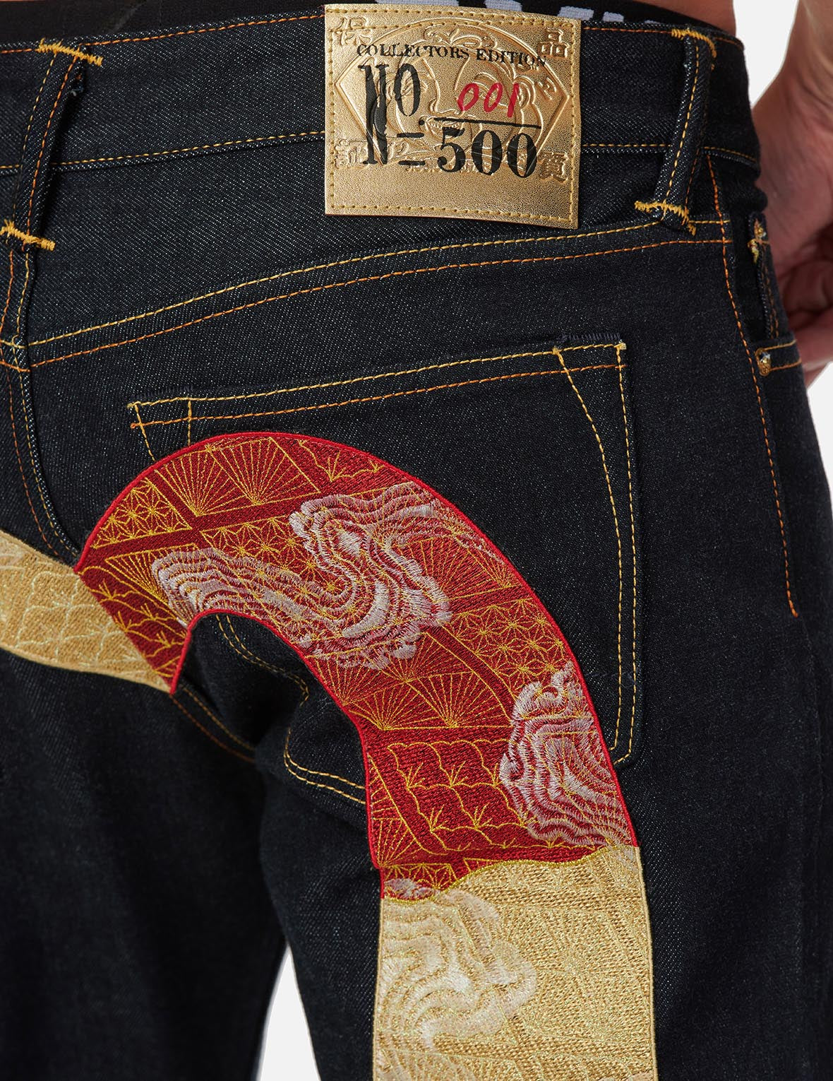 Year of the Dragon Evisu deals jeans (size 33-34)