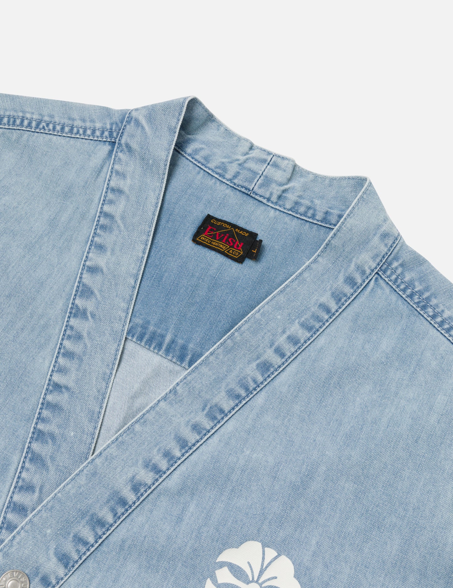 Hakutaku and Logo Print Fashion Fit Denim Baseball Shirt