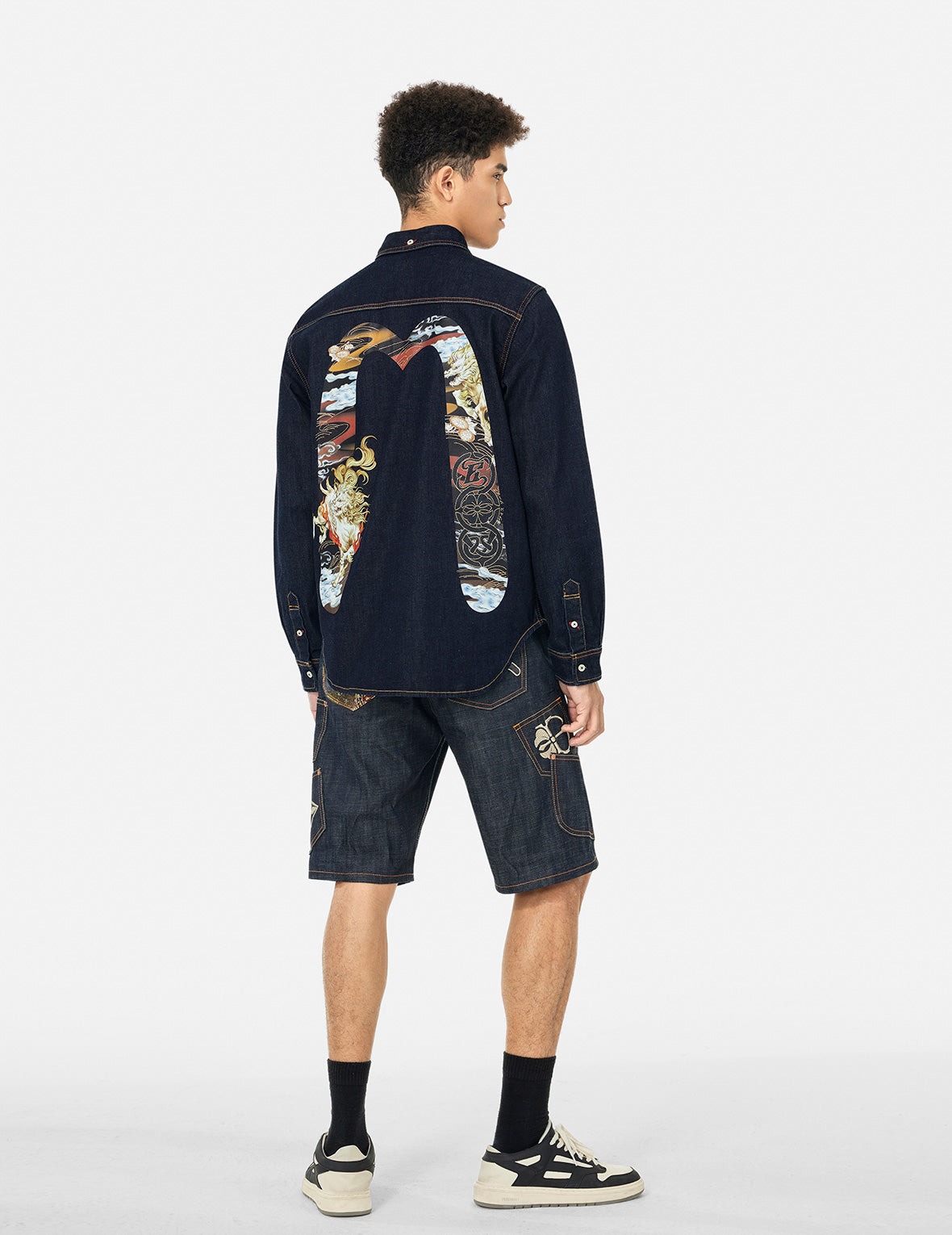 Hakutaku Daicock Printed Regular Fit Denim Shirt – EVISU