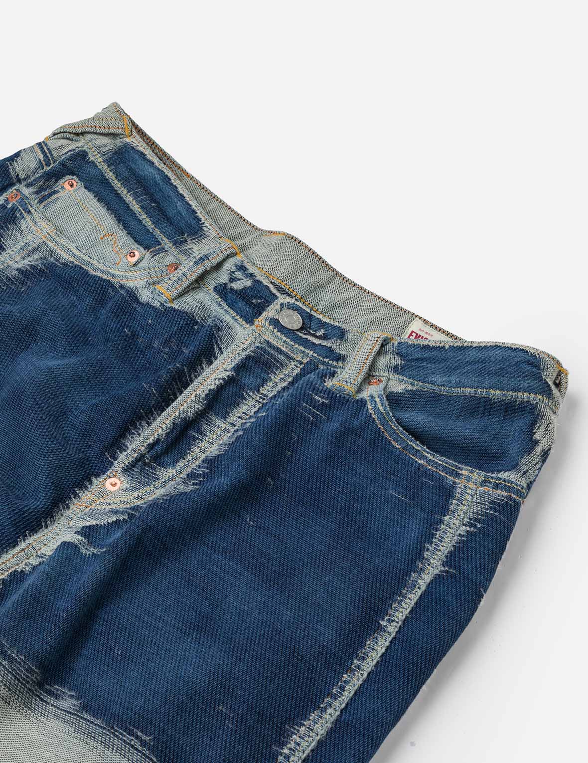 破损海鸥刺绣时尚版型牛仔裤