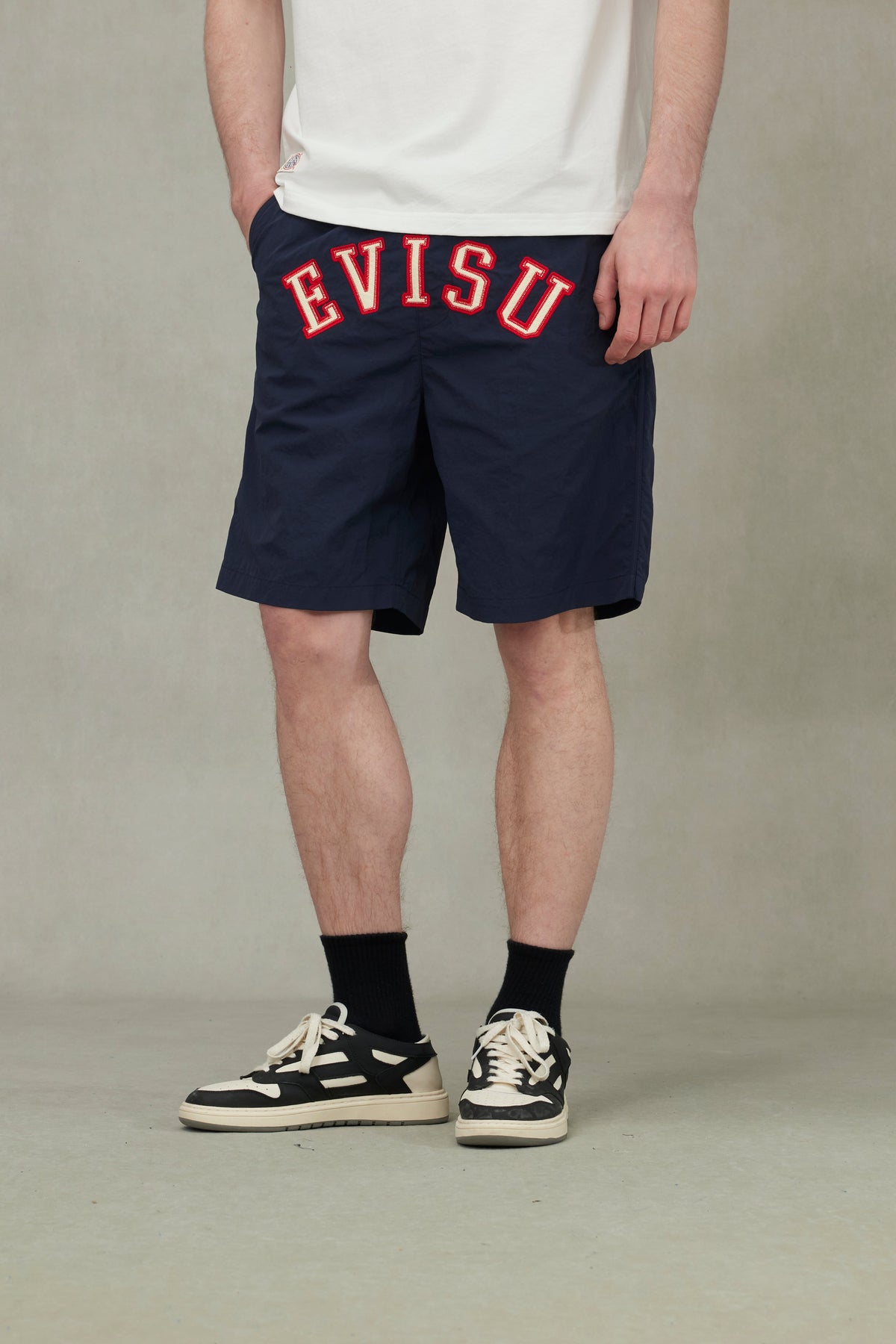 Logo Appliqué Embroidery Relax Fit Sweat Shorts – EVISU