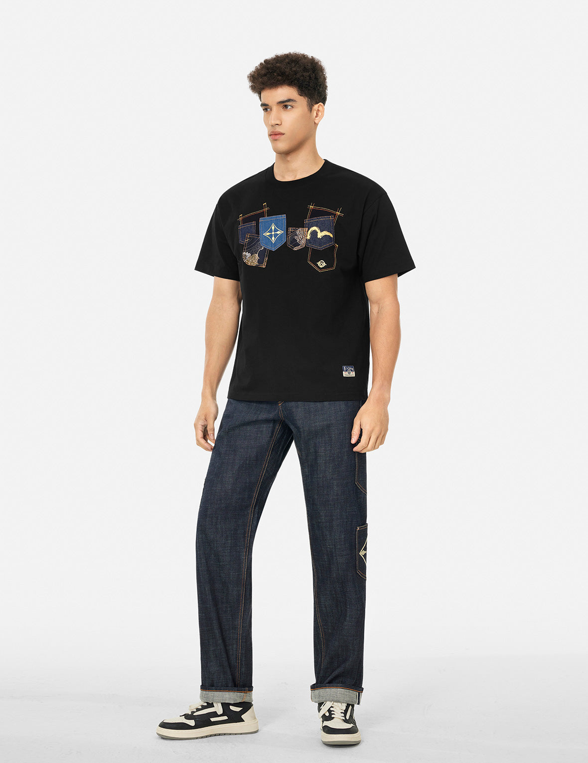 Multi-Pocket and Multi-Print Relax Fit T-shirt – EVISU