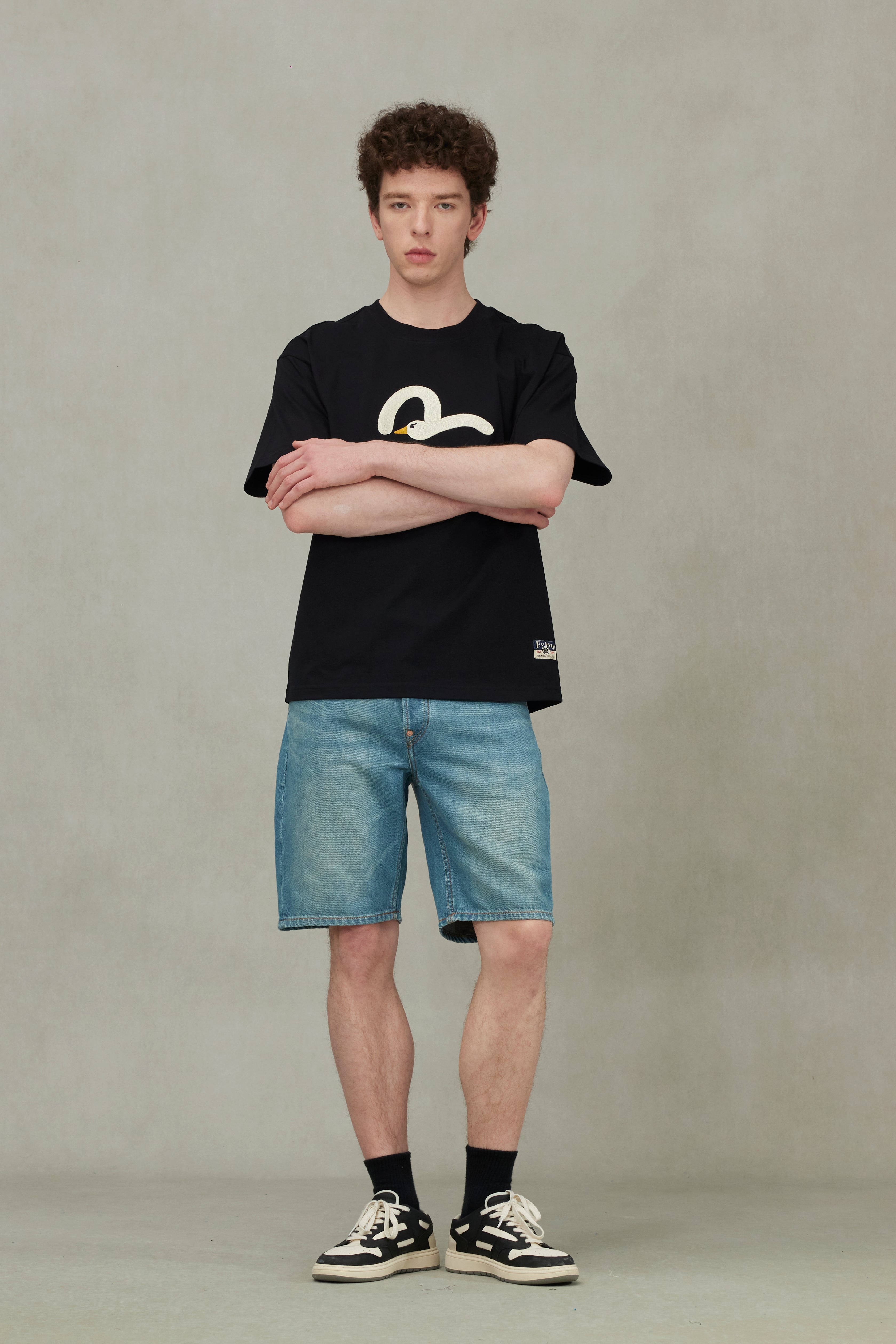 Playful Seagull Embroidery Relax Fit T-Shirt
