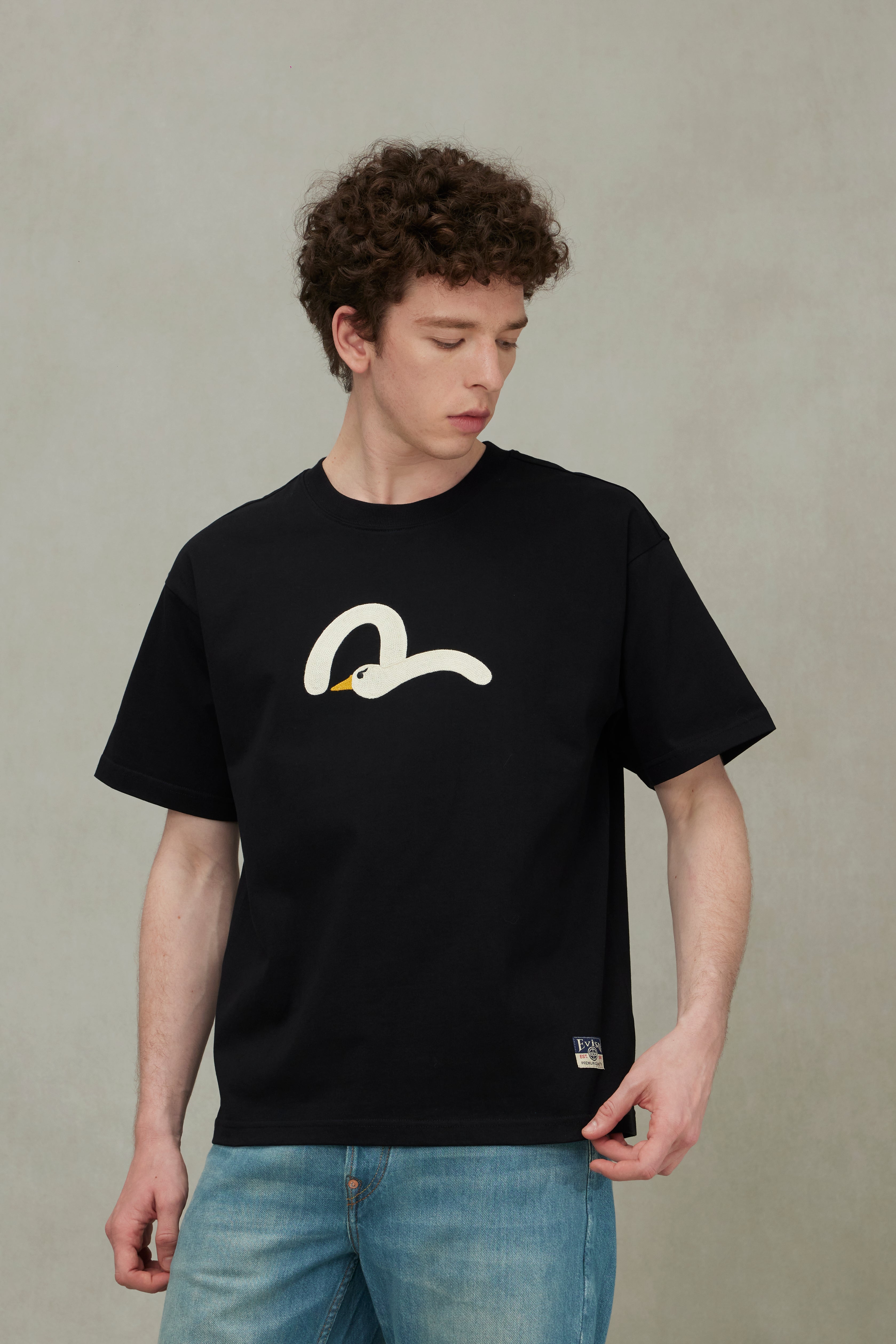Playful Seagull Embroidery Relax Fit T-Shirt