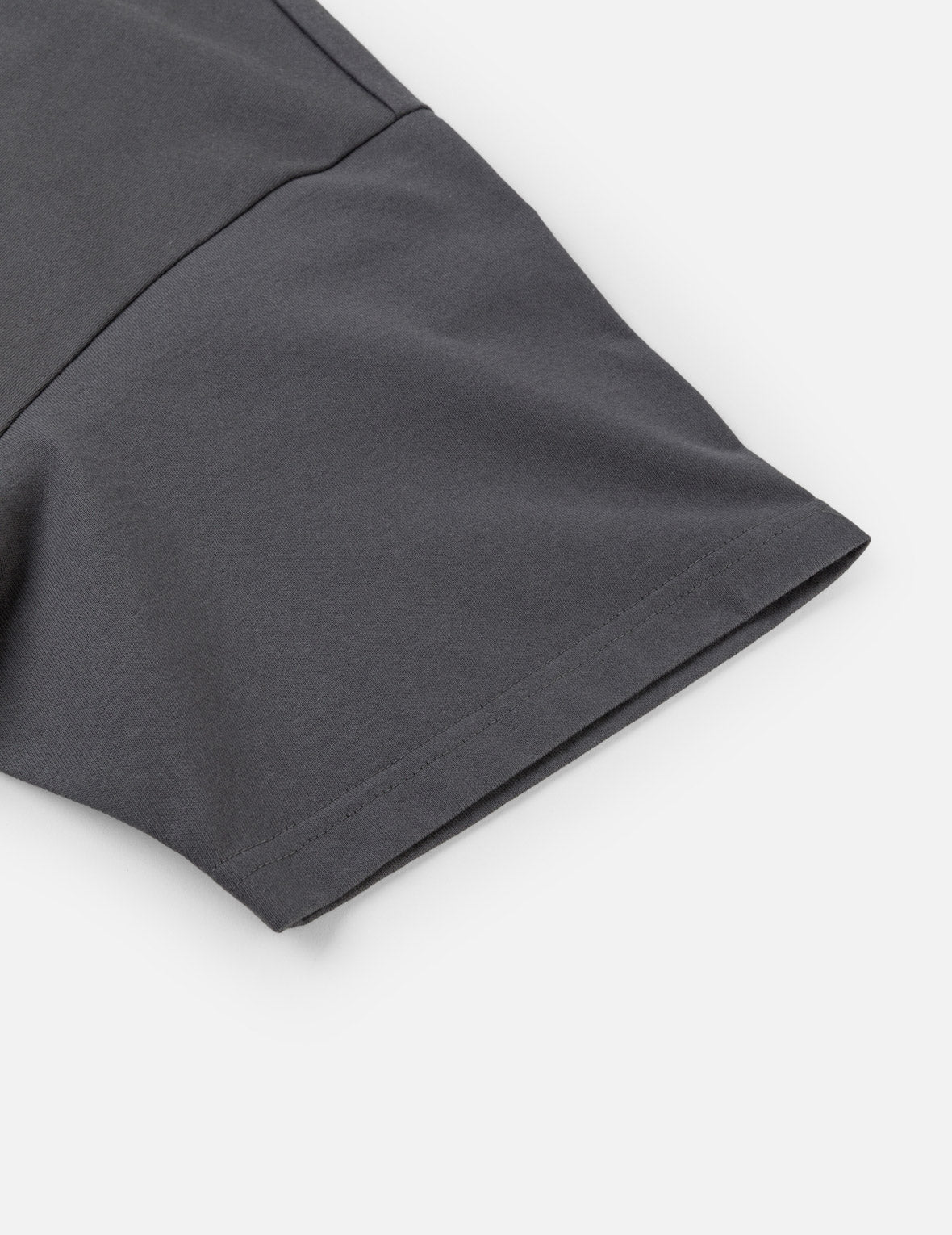 Seagull Printed Metal Studs T-shirt