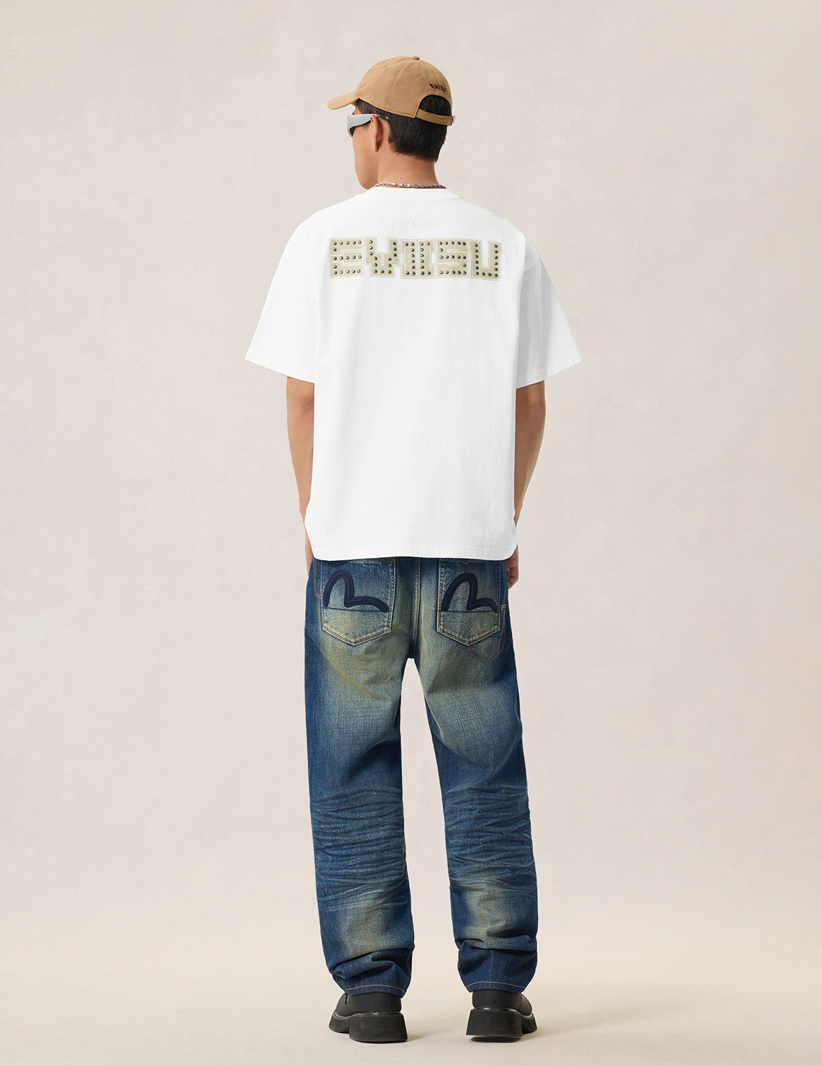 Seagull Printed Metal Studs T-shirt