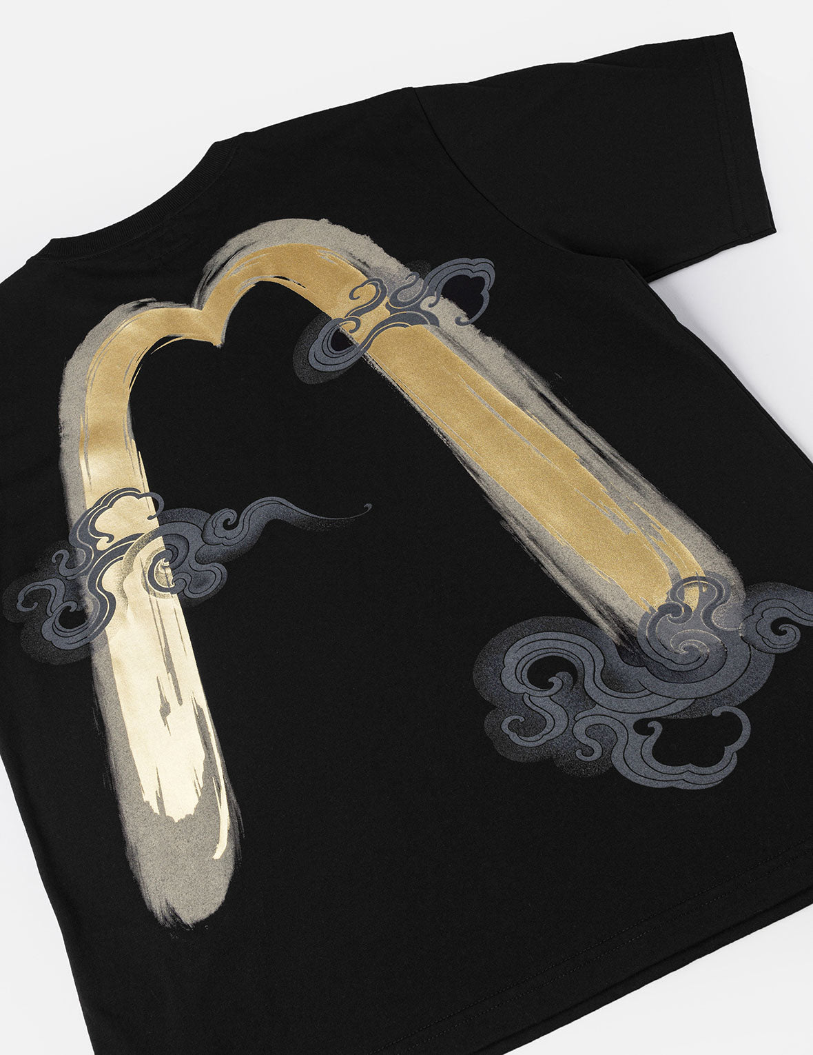 Cloud and Golden Daicock T-shirt – EVISU