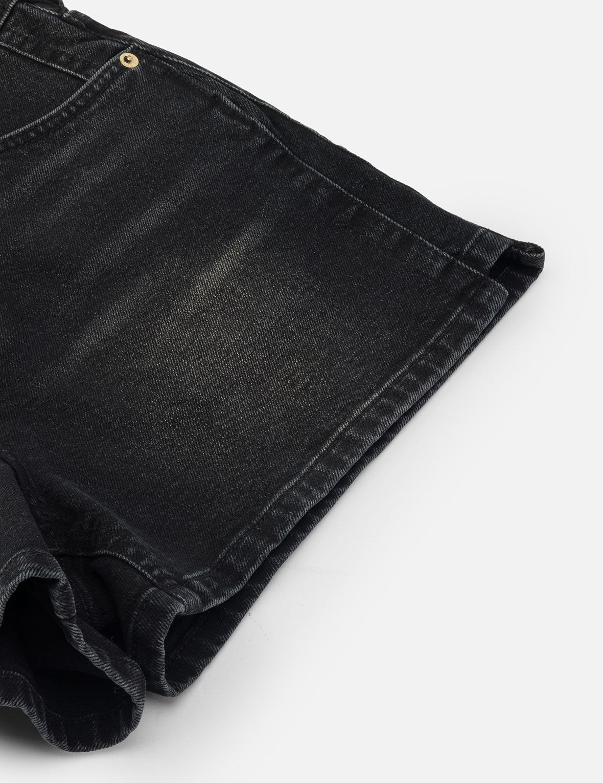 Knot Seagull Embroidery Loose Fit Denim Shorts