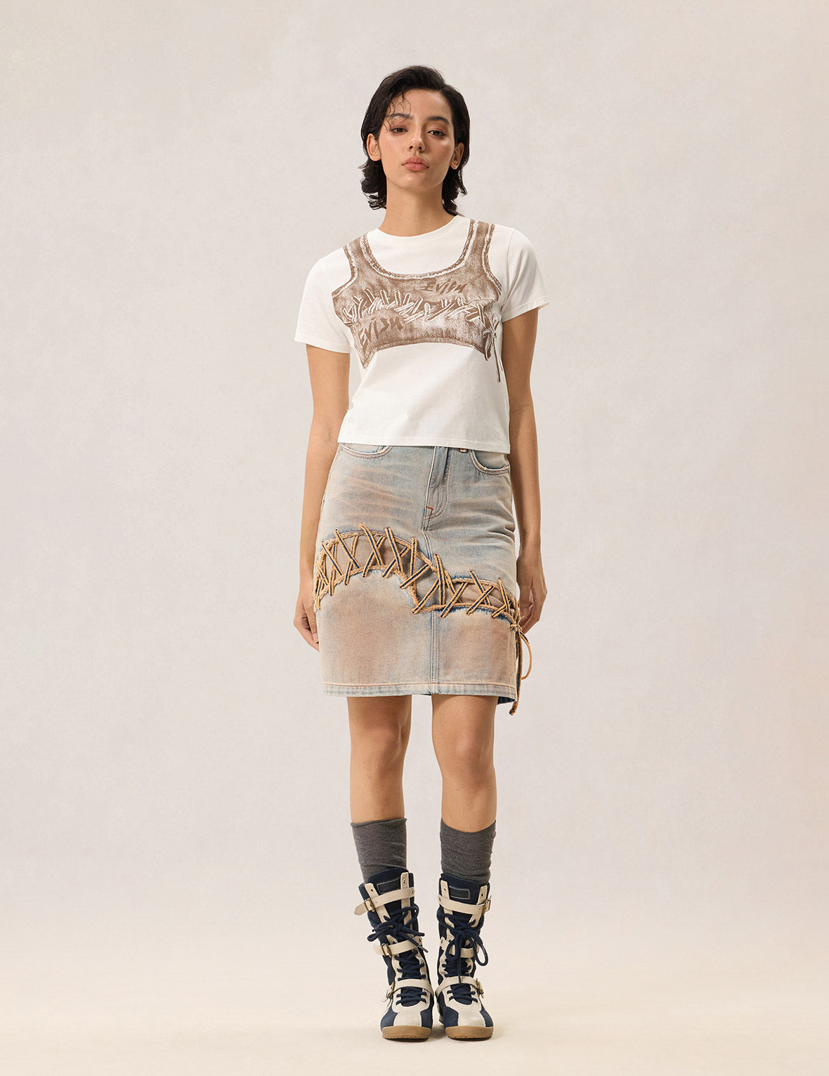 Seagull Eyelet Lace-Up Denim Skirt
