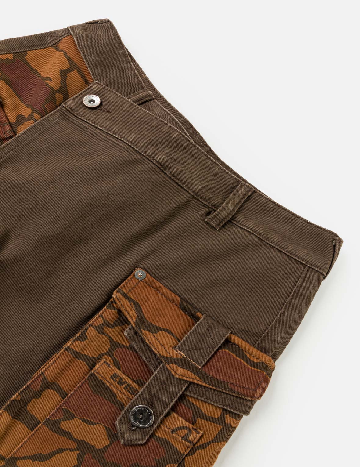 Ishigaki Camouflage Cargo Skorts