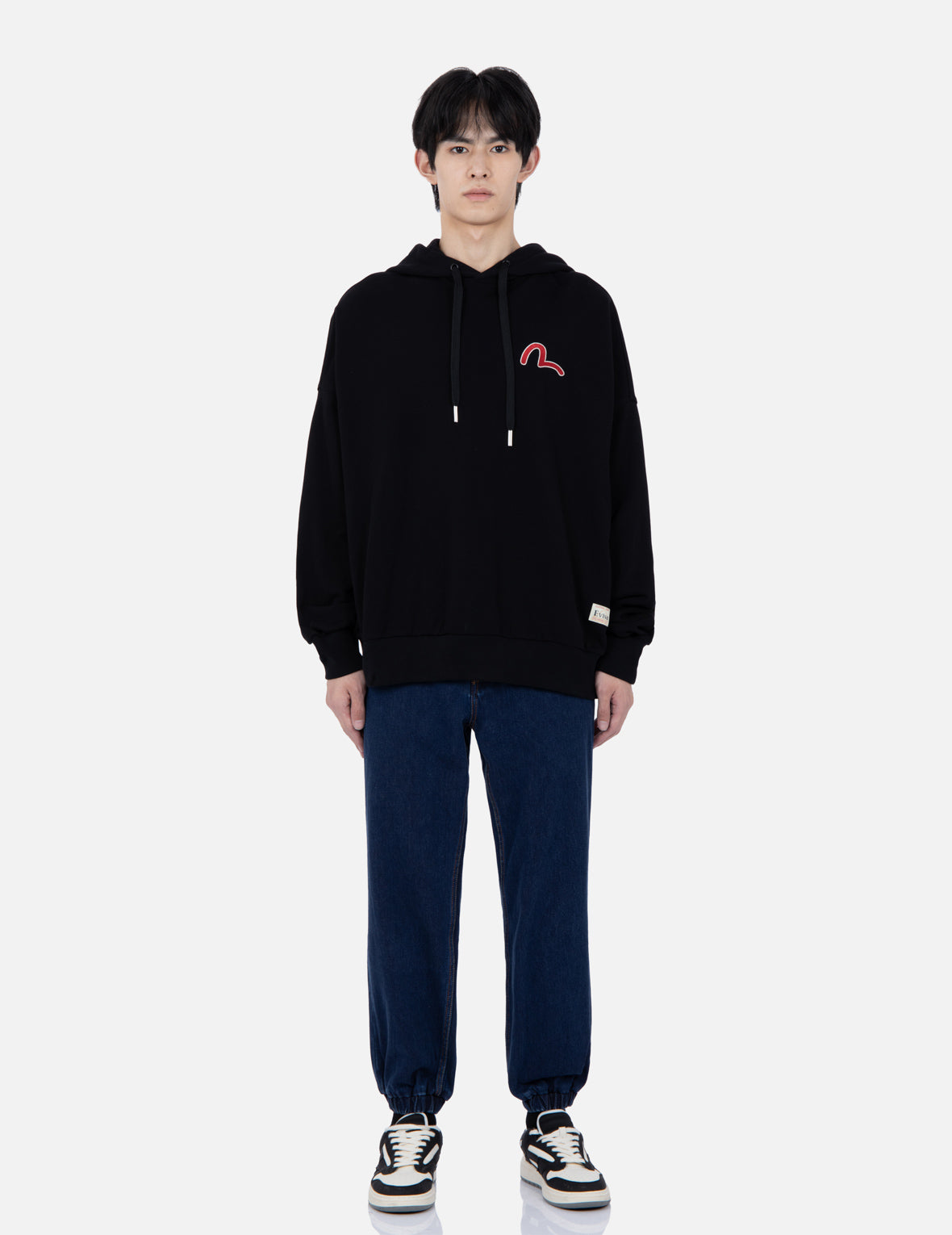 Daruma and Seagull Appliqué Jogger Pants