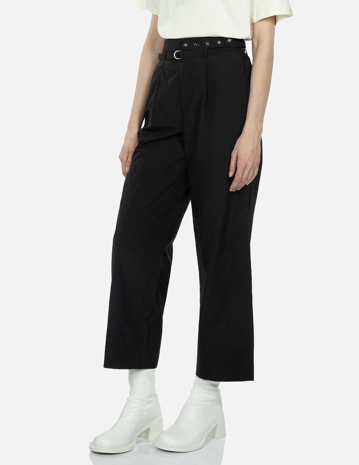 Cut-out Waist Straight-fit Pants – EVISU