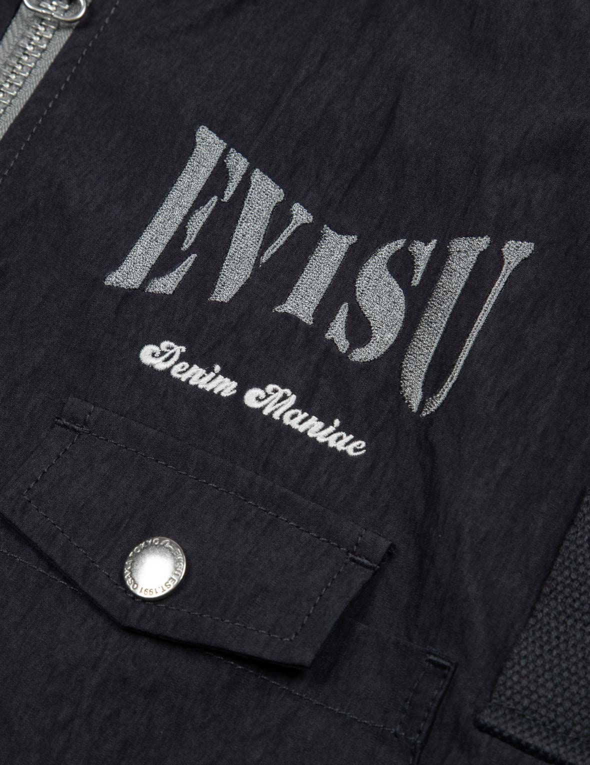 多重品牌印花和刺绣宽版飞行员外套