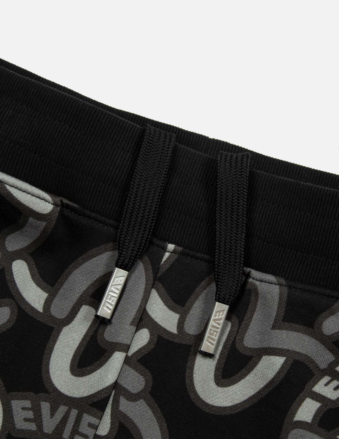 Allover Overlapping Seagull Print Regular Fit Sweat Shorts
